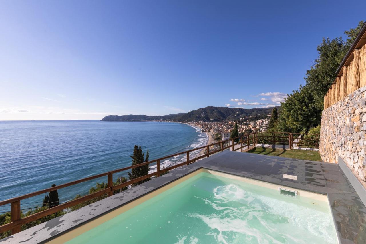 La Sterlizia Di Santa Croce Hotell Alassio Eksteriør bilde