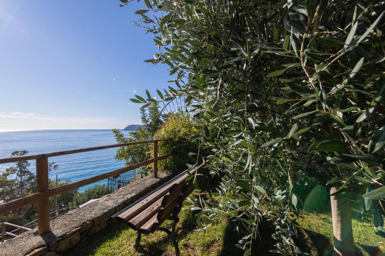 La Sterlizia Di Santa Croce Hotell Alassio Eksteriør bilde