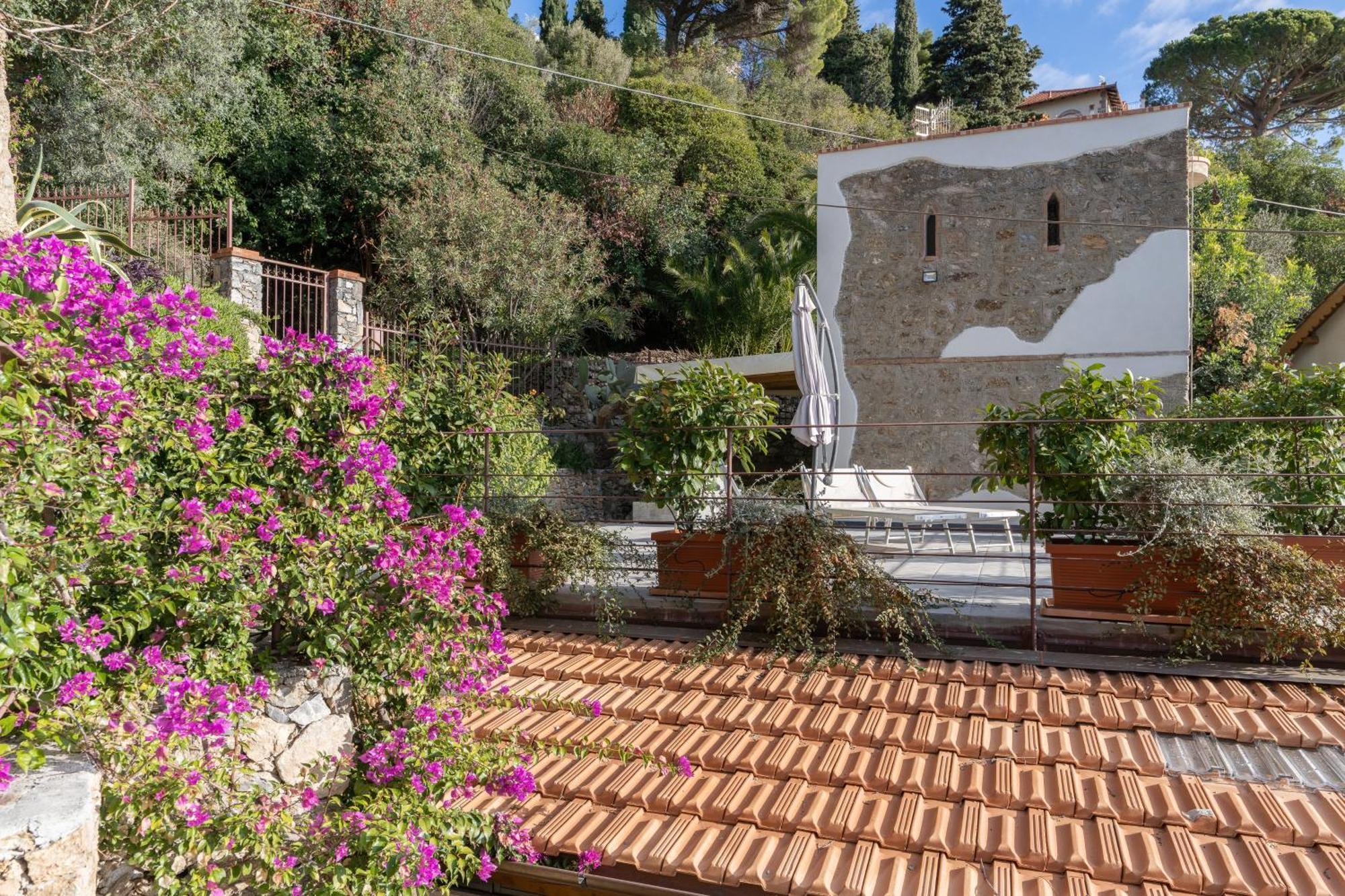 La Sterlizia Di Santa Croce Hotell Alassio Rom bilde